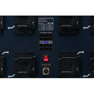 Blueshape Studio charger B mount batteries Blueshape Studio charger B mount batteries