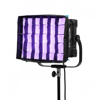 Nanlite Softbox with eggcrate for Alien 150C Nanlite Softbox with eggcrate for Alien 150C