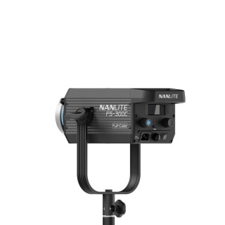 Nanlite FS-300C LED RGBW color spotlight Nanlite FS-300C LED RGBW color spotlight