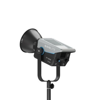 Nanlite FC-500C LED RGBW color spotlight Nanlite FC-500C LED RGBW color spotlight