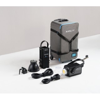 Nanlite Forza 720 spot light with trolley case DEMO + NanLite Bowens Mount Projection Attachment 25°-45° NEW Nanlite Forza 720 spot light with trolley case DEMO + NanLite Bowens Mount Projection Attachment 25°-45° NEW