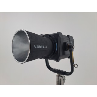 NANLUX Evoke 900C Spot Light with Trolley Case DEMO NANLUX Evoke 900C Spot Light with Trolley Case DEMO