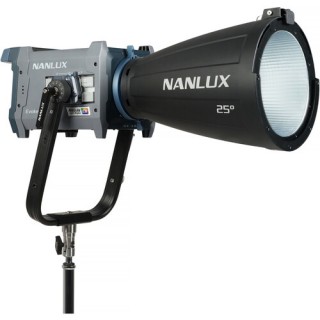 NANLUX Evoke 600C LED Full-color Spot Light with trolley case NANLUX Evoke 600C LED Full-color Spot Light with trolley case