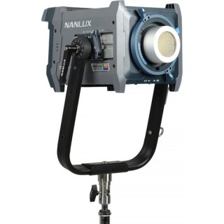 NANLUX Evoke 600C LED Full-color Spot Light with trolley case NANLUX Evoke 600C LED Full-color Spot Light with trolley case