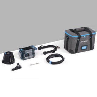 NANLUX Evoke 150C LED Full-color Spot Light with case NANLUX Evoke 150C LED Full-color Spot Light with case