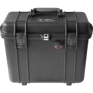 Peli 1430 Case With Foam, Black Peli 1430 Case With Foam, Black