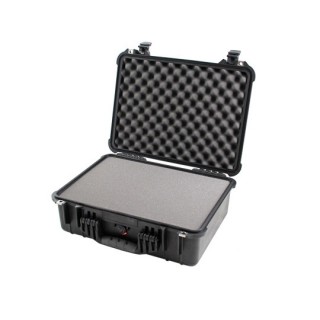 Peli 1520 Case With Foam, Black 