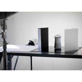 V-Flat Tabletop Medium (50x89cm) 2x white 2x Black V-Flat Tabletop Medium (50x89cm) 2x white 2x Black