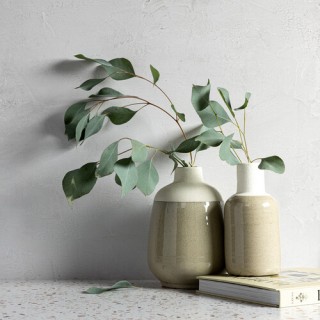 V-Flat Raw Concrete/Vintage Plaster V-Flat Raw Concrete/Vintage Plaster